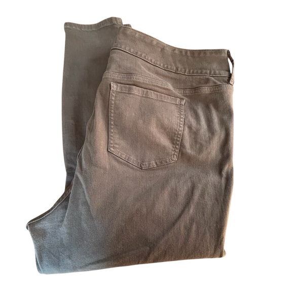 Torrid Olive Green Jegging Size‎ 20S - Picture 4 of 8